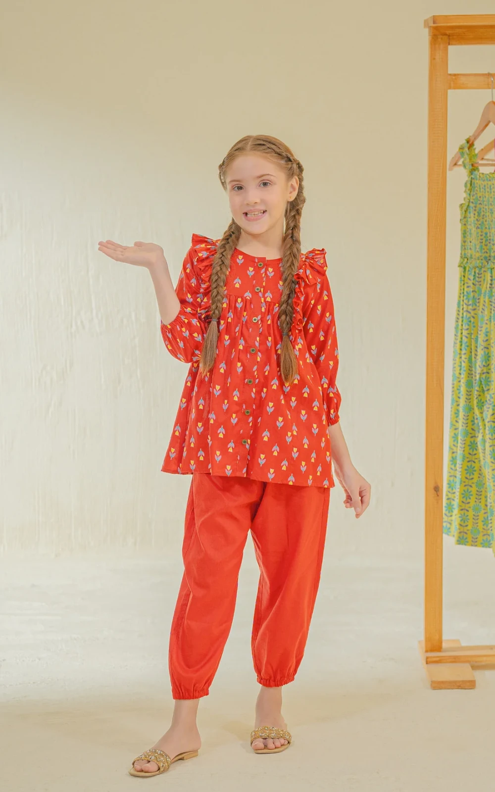 Winged 2 piece