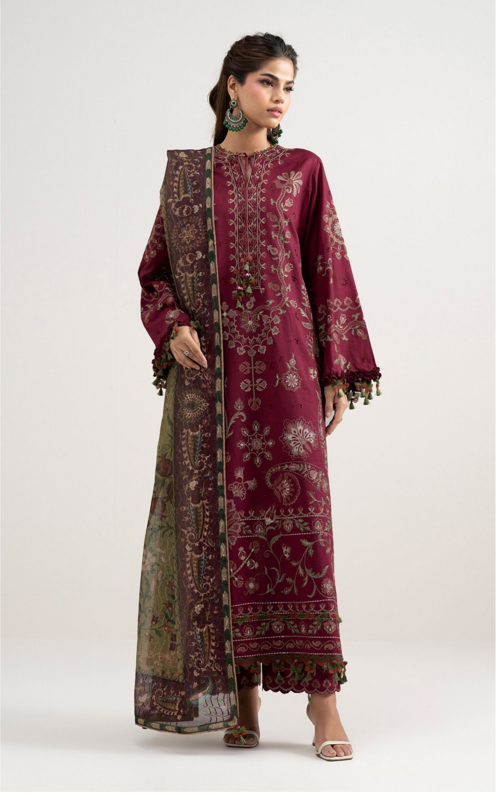 3 Piece - Embroidered Lawn Suit