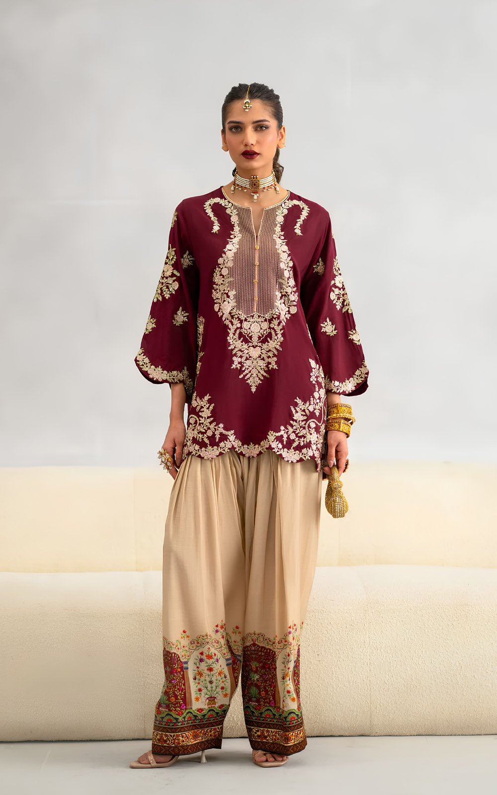EMBROIDERED SUIT